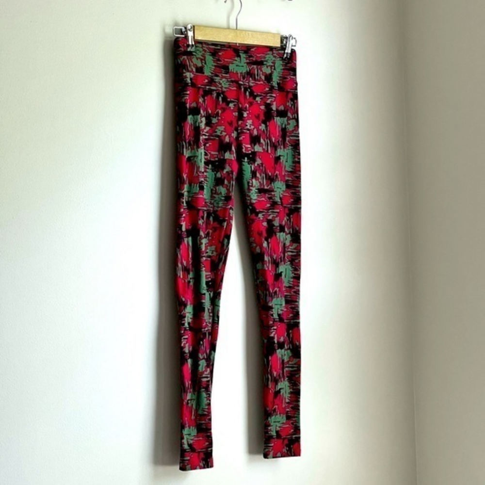 LulaRoe Pink/Black/Green‎ Design Leggings; One Size